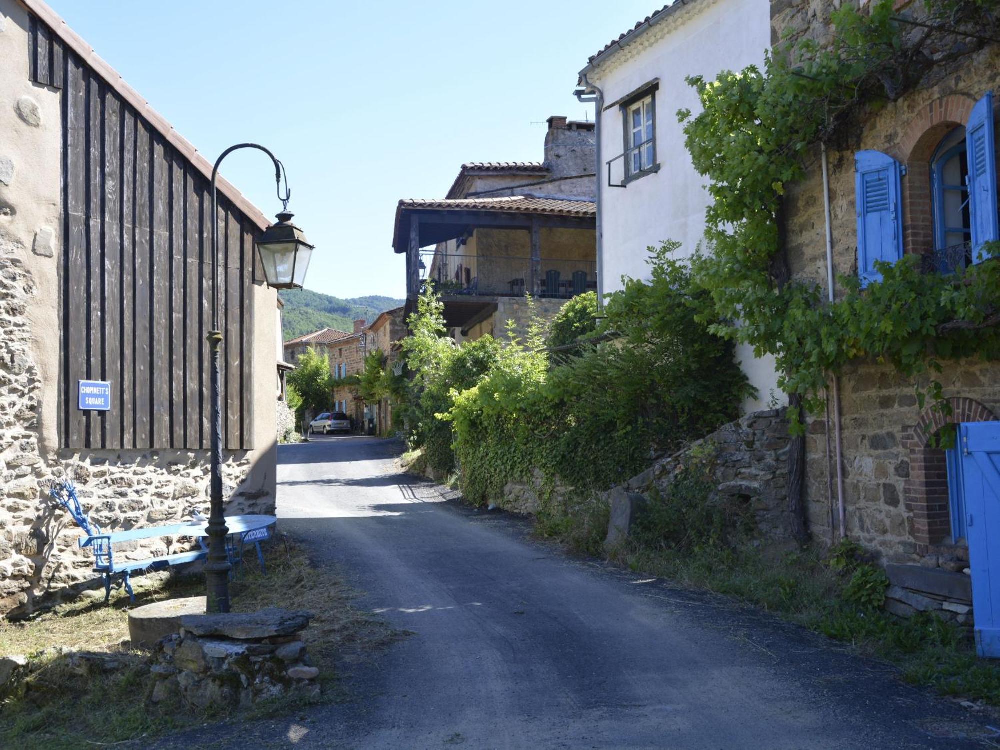 Maison De Caractere Avec Terrasse A 300M De L'Allier, Ideale Pour Peche, Detente Et Activites Familiales - Fr-1-582-208 Villeneuve-dʼAllier 외부 사진